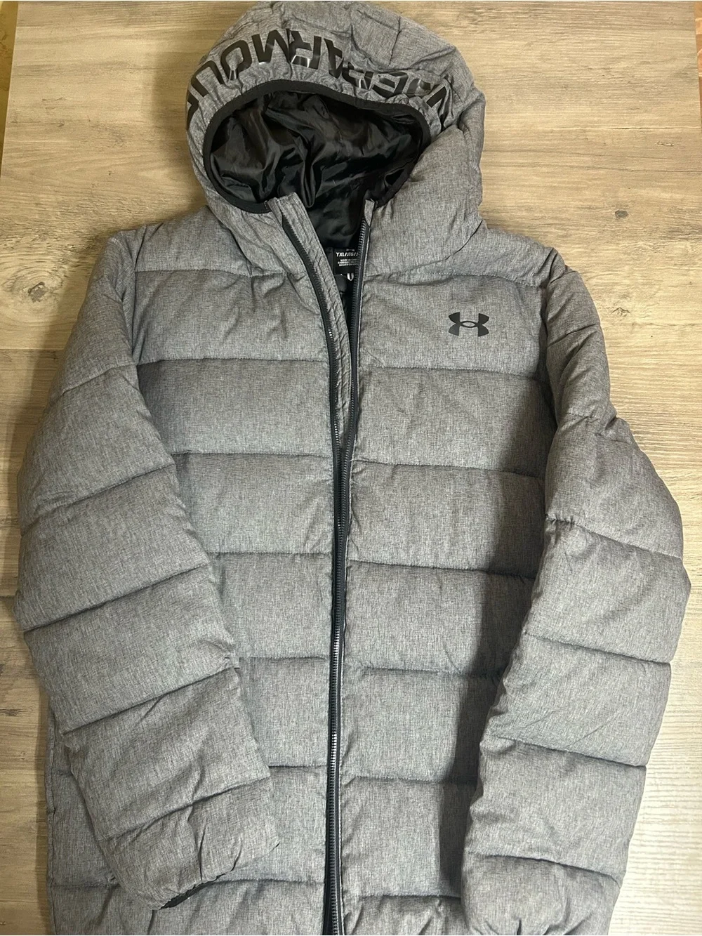 Under Armour Gray Hooded YouthXL Puffer Jacket